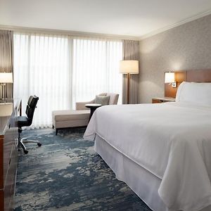 Standard Guest Room 1 King