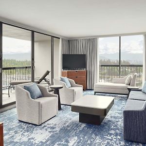 Lanai 1 Bedroom Suite 1 King Sofa bed Harbor & Mountain View